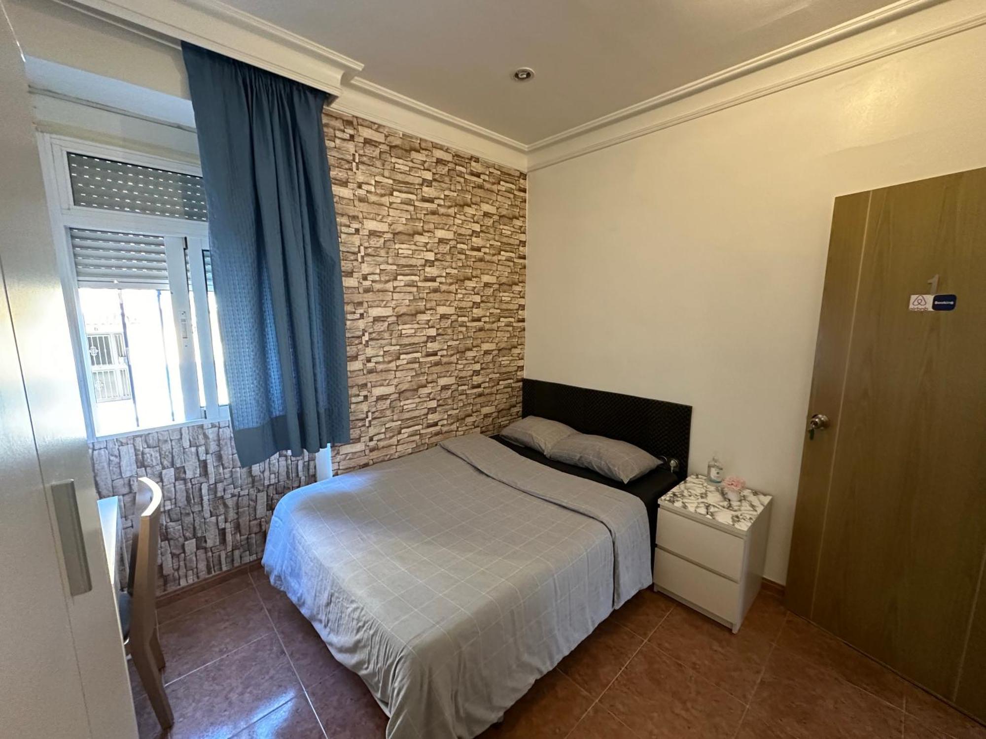 Habitacion En Piso Compartido En Malaga Capital Bagian luar foto